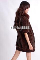 Mink Fur and Rabbit Fur Blended Kintted Vest with Fox fur collar