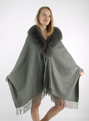 Cashmere Shawl Kashmiri Pashmina with Fox Fur Collar