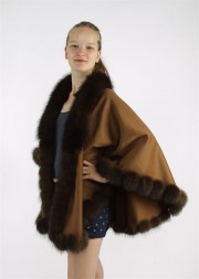 Cashmere Cape Kashmiri Shawl | Fox Fur Trim