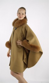 Kashmiri Shawl Cashmere Cape | Fox Fur Trim