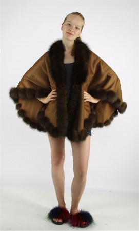 Cashmere Cape Kashmiri Shawl | Fox Fur Trim