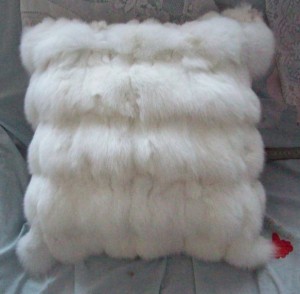 Real White Fluffy Pillow Scatter Cushions