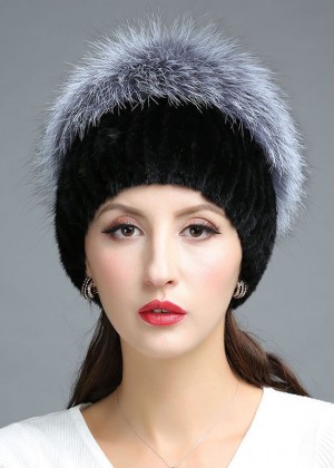 Fashionable Knitted Mink Fur Hat Decorated with Silver Fox Fur